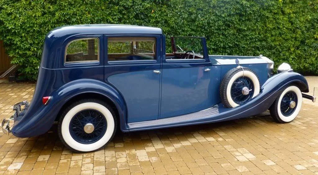 1934 Rolls Royce Phantom II - Raider Moto