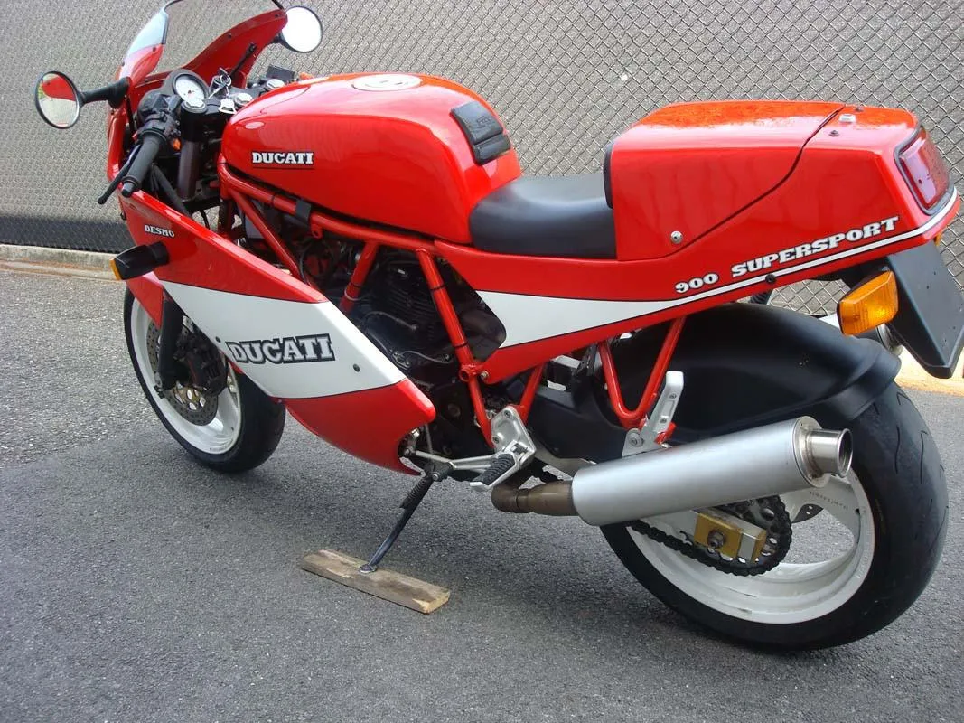 1989 Ducati 900SS - Raider Moto