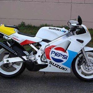 SUZUKI RGV250SP PEPSI
