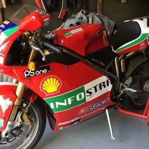 2002 998S Bayliss Race Replica