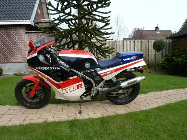 1985 Honda VF1000R - Raider Moto
