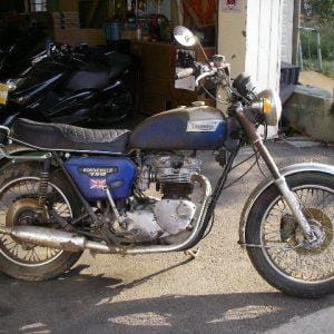 Triumph 750 Bonneville